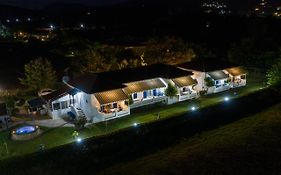 Blue Houses Apartments